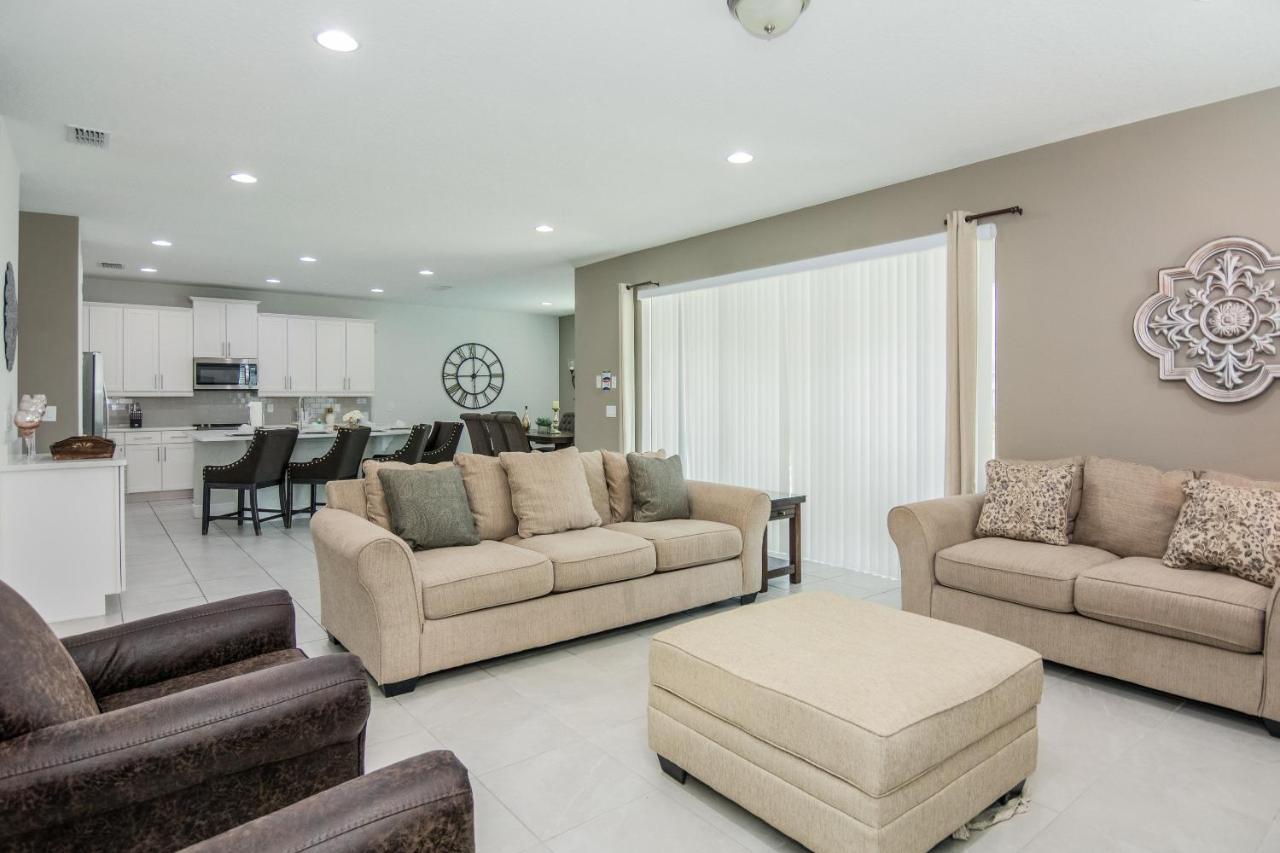 Amazing Five Bedrooms House With Private Pool At Encore Resort 7711 Four Corners ภายนอก รูปภาพ